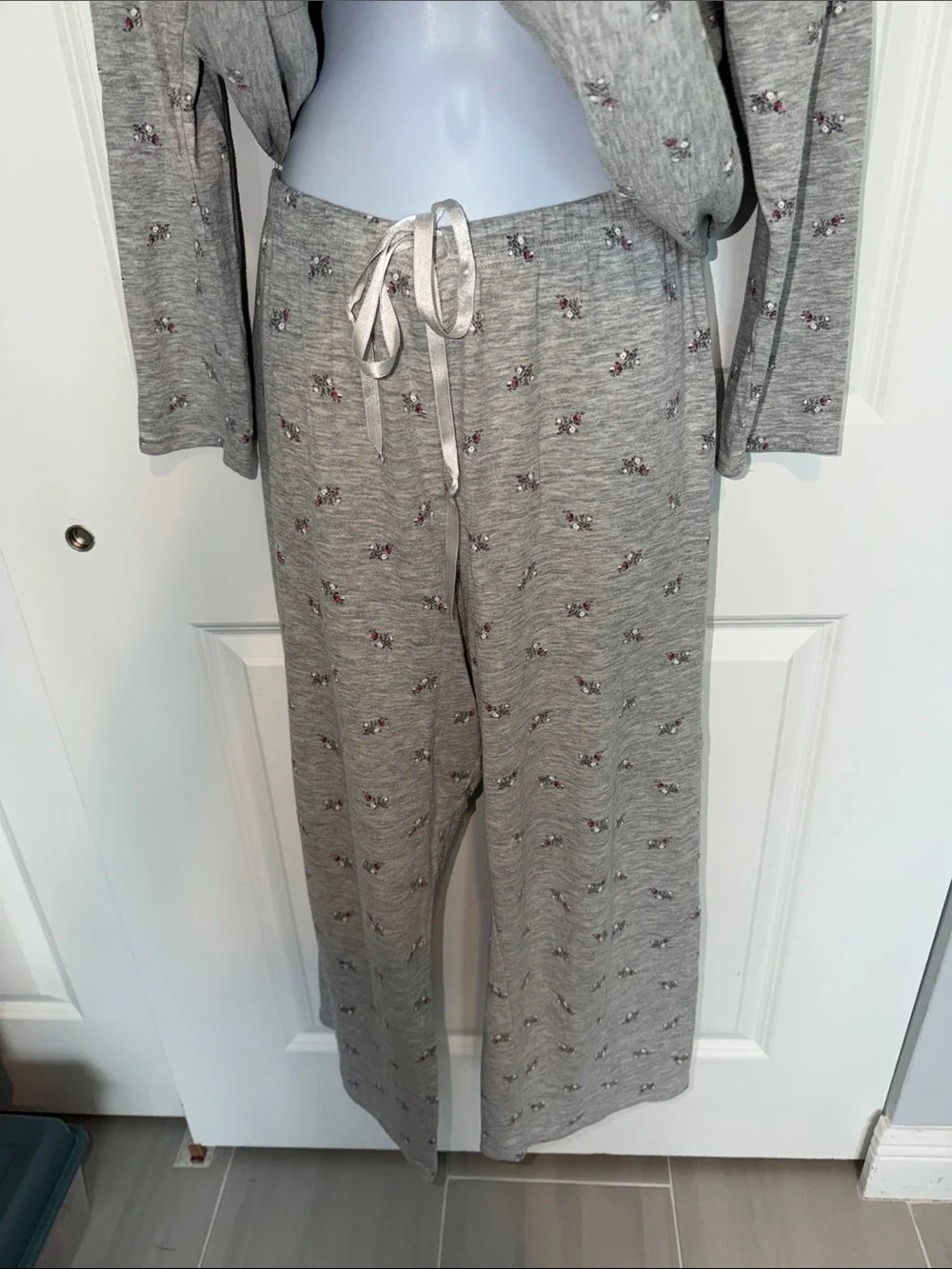 Croft & Barrow Women's Long Sleeve Henley & Pajama Pants Sleep Set